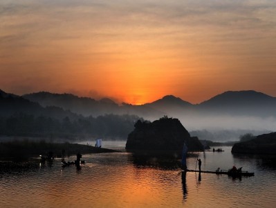 南昌建设一个完善的旅游景区标识系统是非常重要的